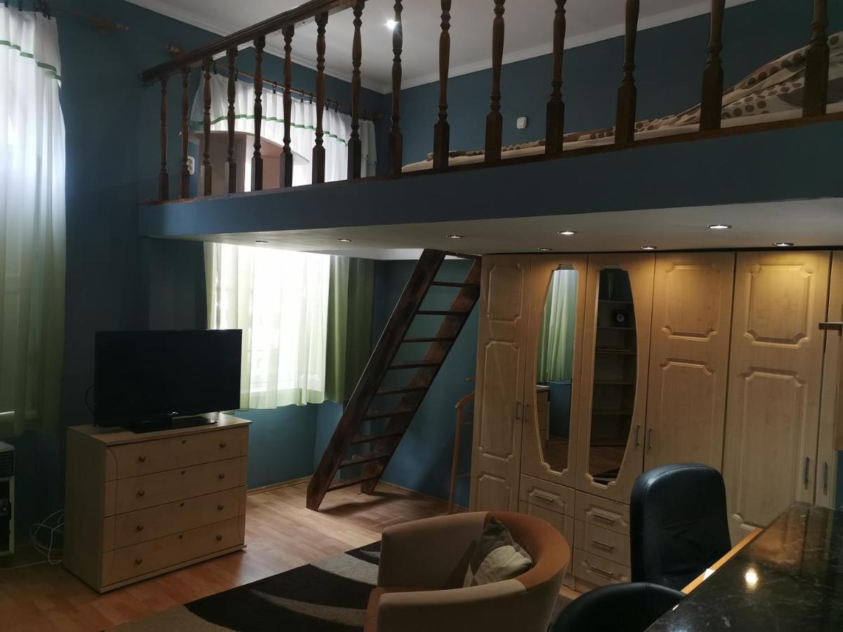 Galéria Apartman Szeged Esterno foto